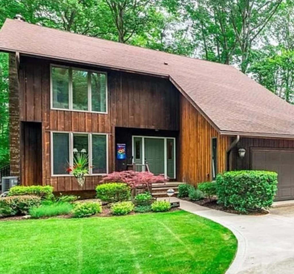 Original House Architectural photo before the Rustic redesign