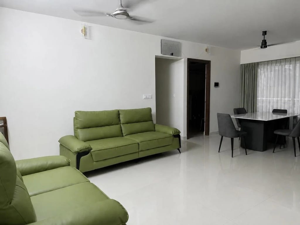 Original Living Room photo before the Contemporary redesign