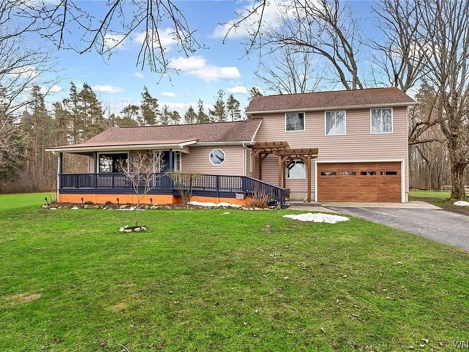 Original House Architectural photo before the Transitional redesign