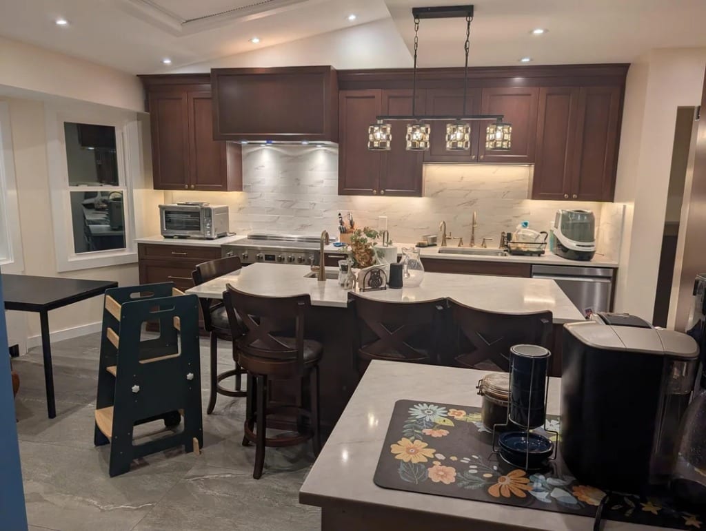 Original Kitchen photo before the Farmhouse redesign