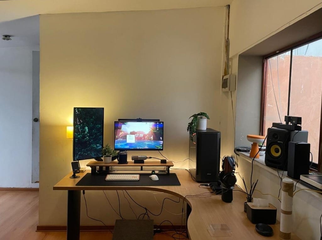 Original Gaming Room photo before the Tropical redesign