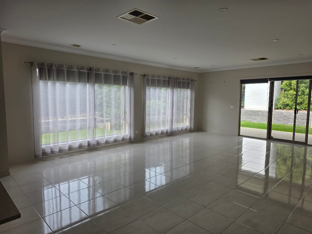 Original Living Room photo before the Midcentury Modern redesign
