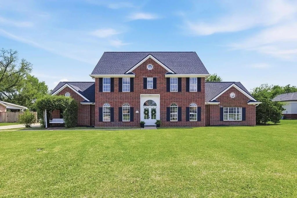 Original House Architectural photo before the Transitional redesign