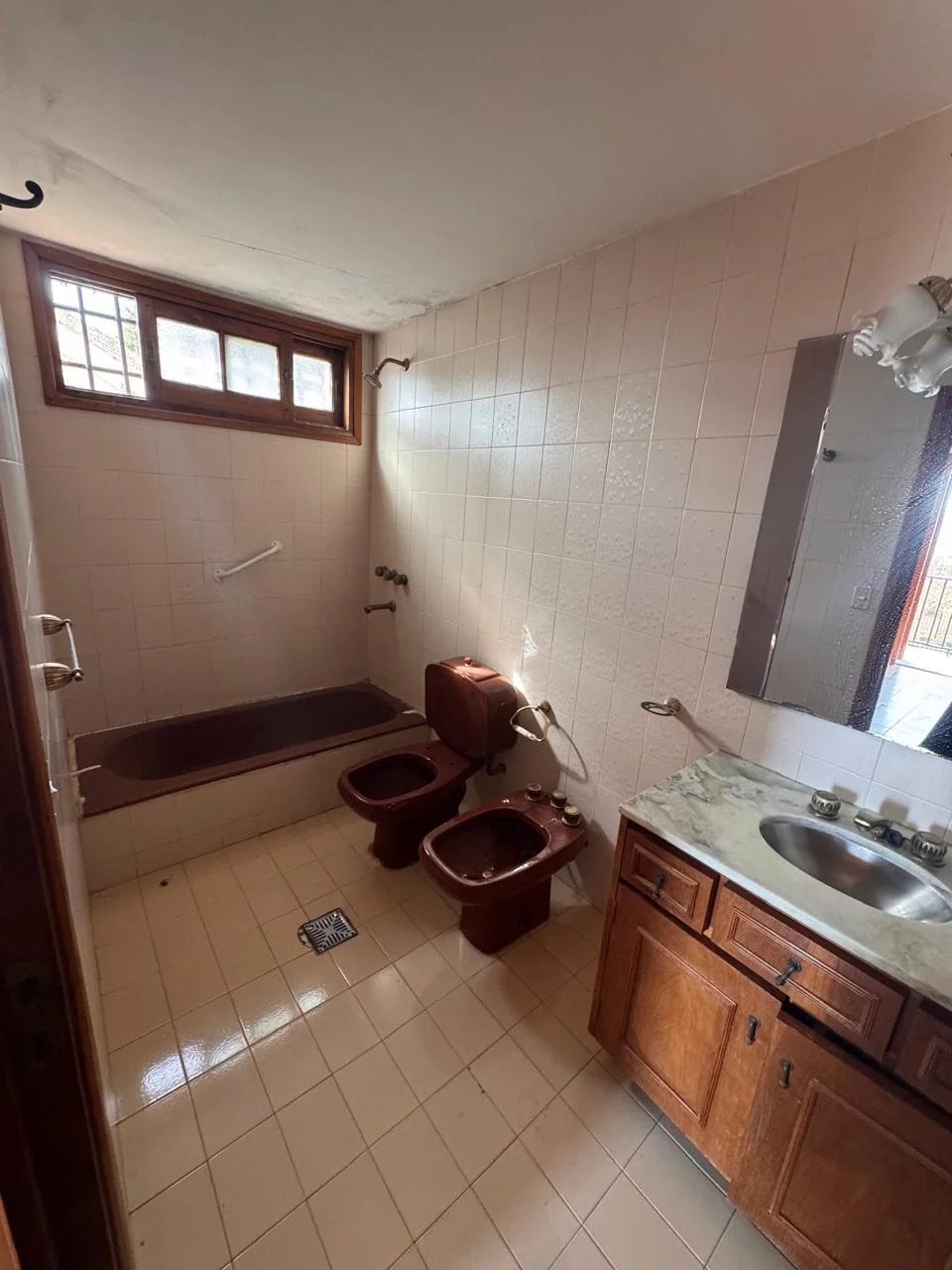 Original Bathroom photo before the Transitional redesign