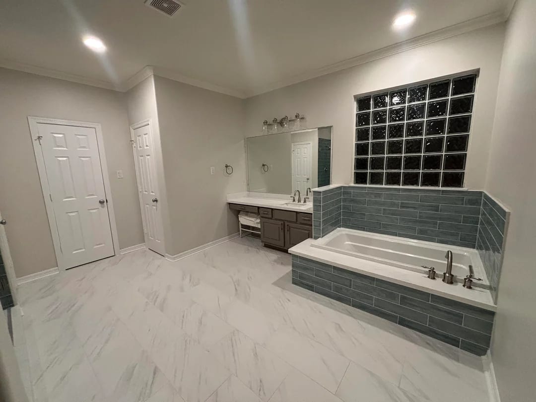 Original Bathroom photo before the Transitional redesign