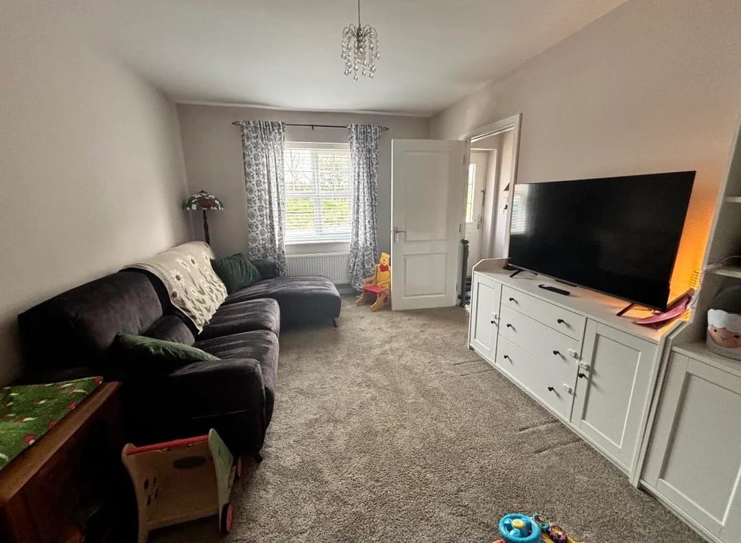Original Living Room photo before the Vintage redesign