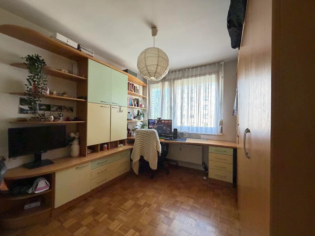 Original Home Office photo before the Vintage redesign