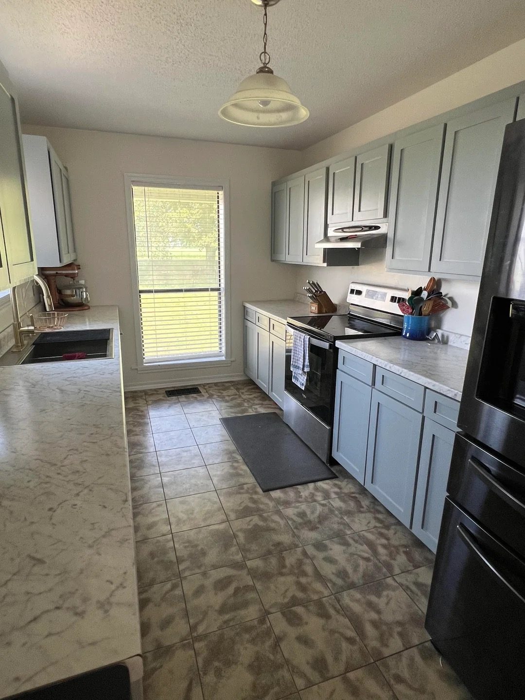 Original Kitchen photo before the Eclectic redesign
