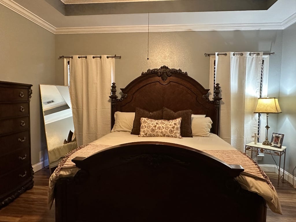 Original Bedroom photo before the Minimalist redesign