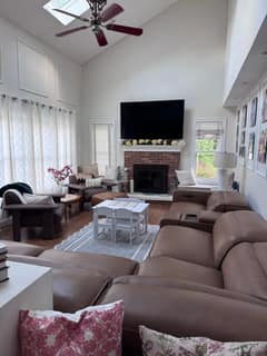 Original Living Room before Rustic AI redesign